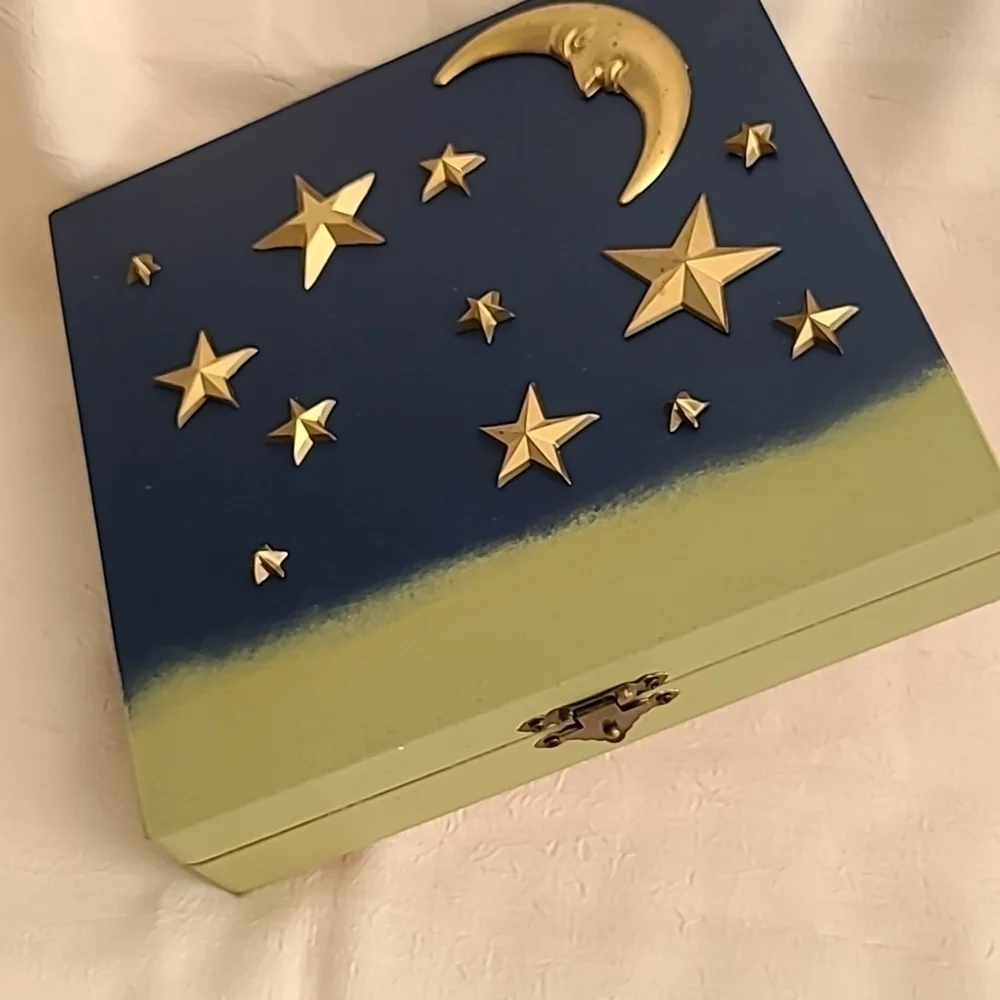 HANDCRAFTED & DECORATED MOON & STAR WOODEN BOX